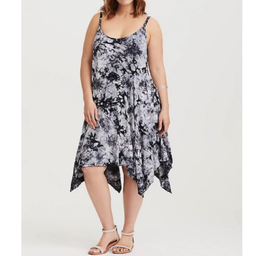 Torrid tye dye handkerchief hem sun dress 2x